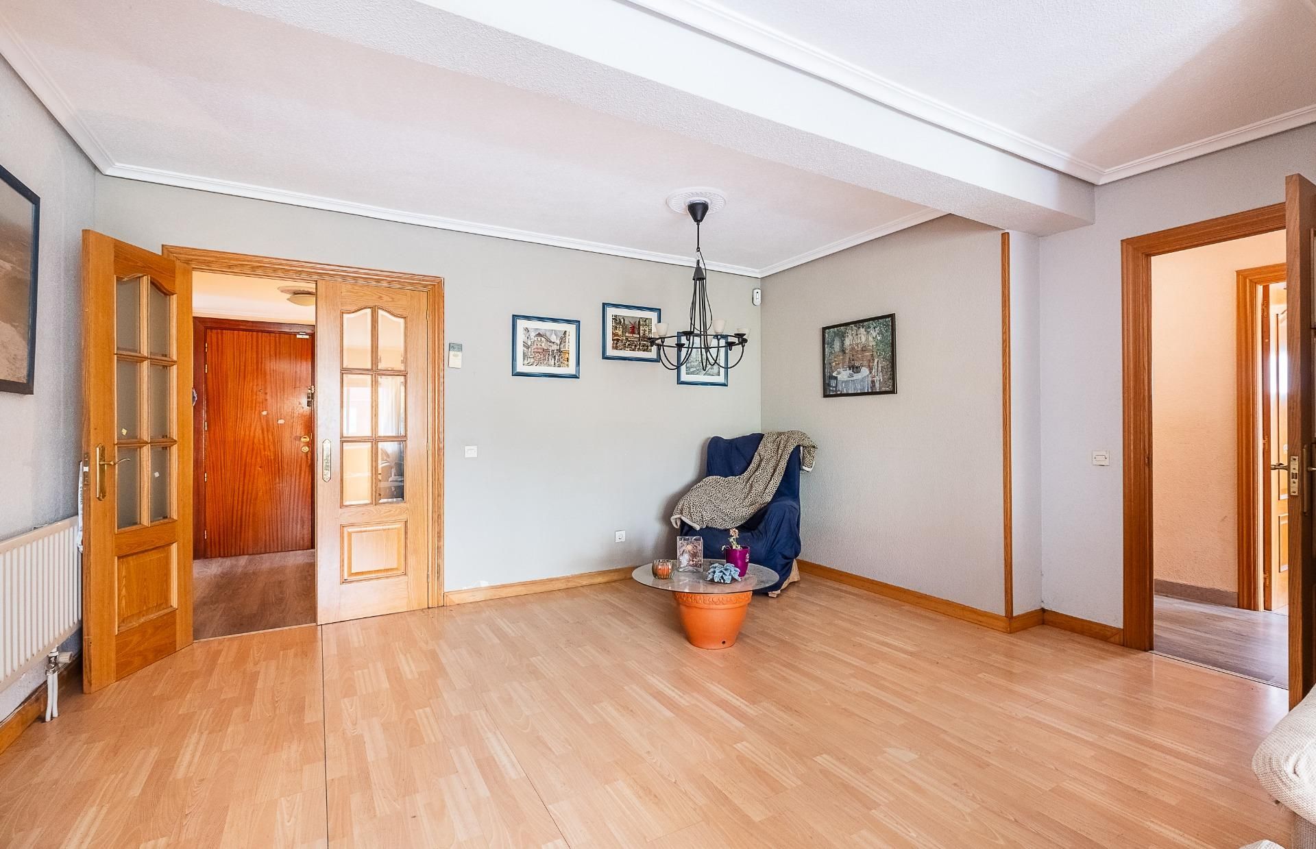 Living room of Flat for sale in Collado Villalba  with Heating, Private garden and Parquet flooring