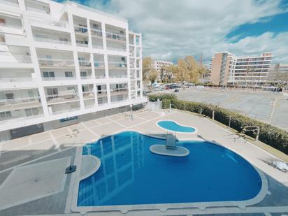Piscina de Apartament en venda en Salou amb Jardí privat, Terrassa i Piscina comunitària