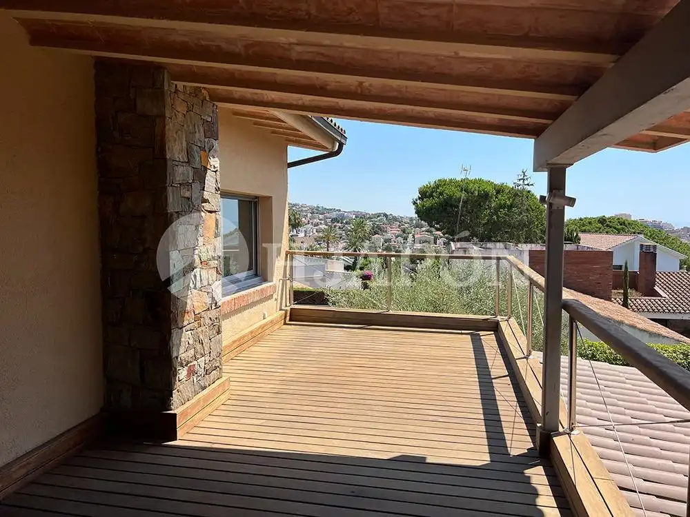 Terraza de Casa o chalet en venta en Alella con Aire acondicionado, Calefacción y Jardín privado