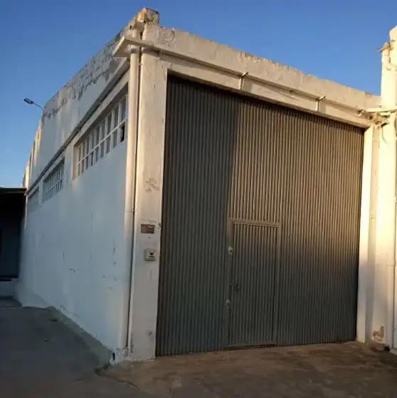 Vista exterior de Nave industrial en venta en Montesa