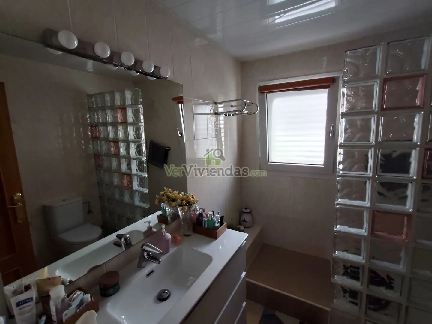 Baño de Casa o chalet en venta en Castellbisbal con Aire acondicionado, Calefacción y Jardín privado