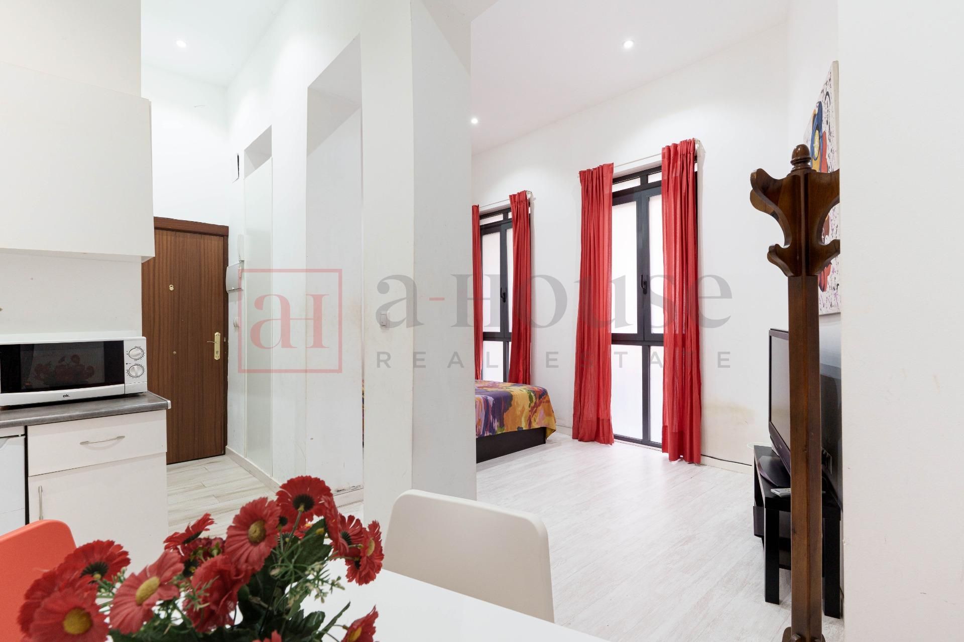 Bedroom of Planta baja for sale in  Madrid Capital  with Heating