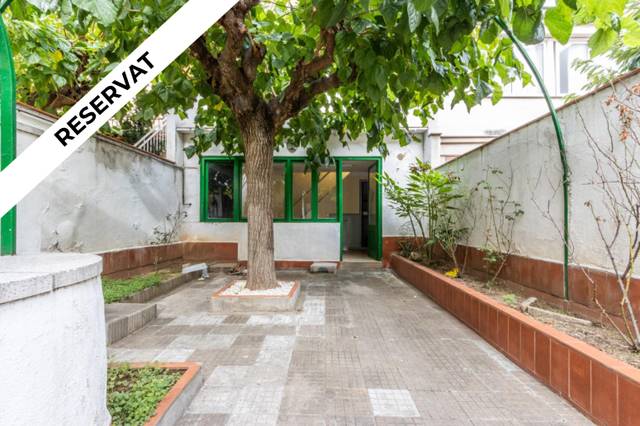 Casa-chalet en Venta en Terrassa - Carrer MAÑE I FLAQUER,DE en Vallparadís - Antic Poble de Sant Pere