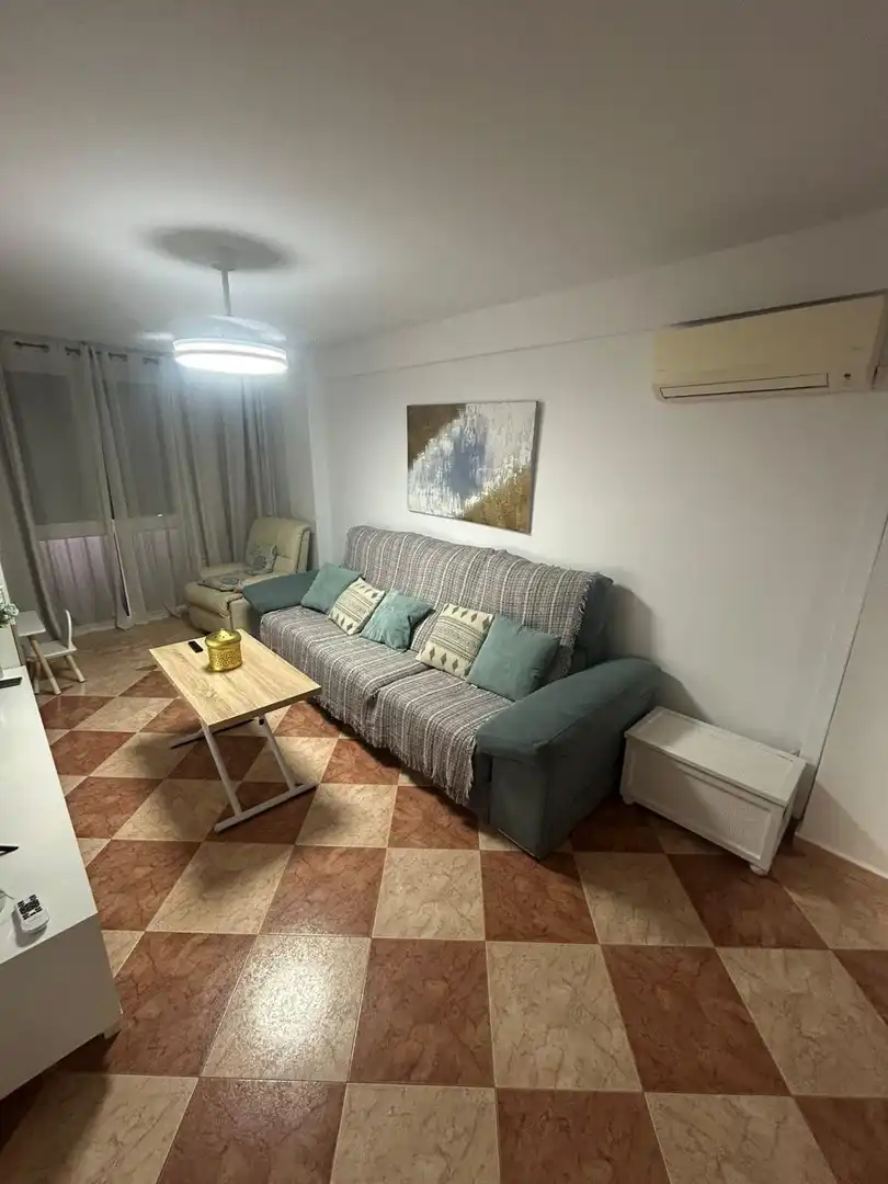 Sala de estar de Piso en venta en Carretera de Cádiz
