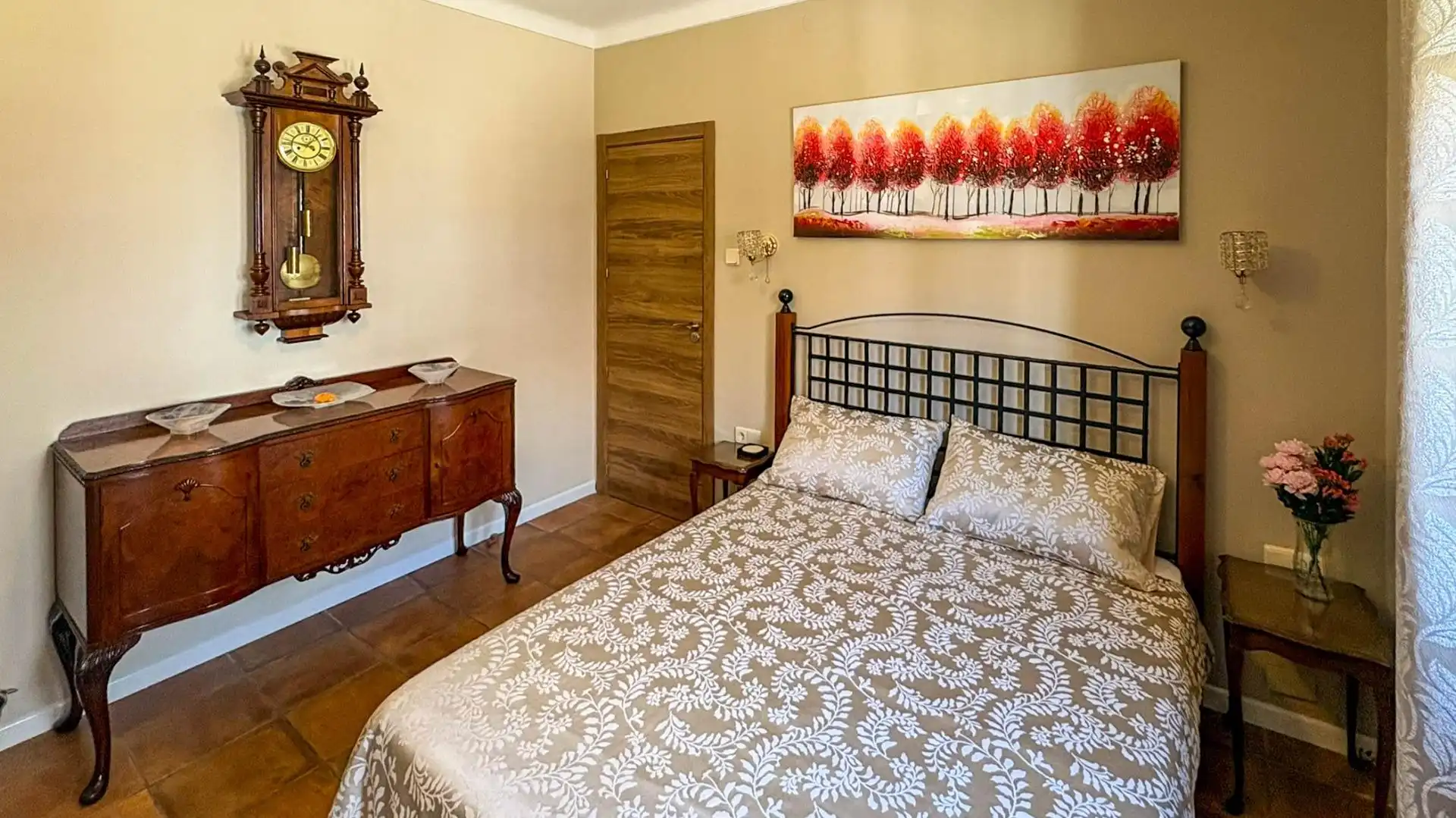 Habitación de Casa adosada en venta en Antequera con Calefacción, Terraza y Trastero