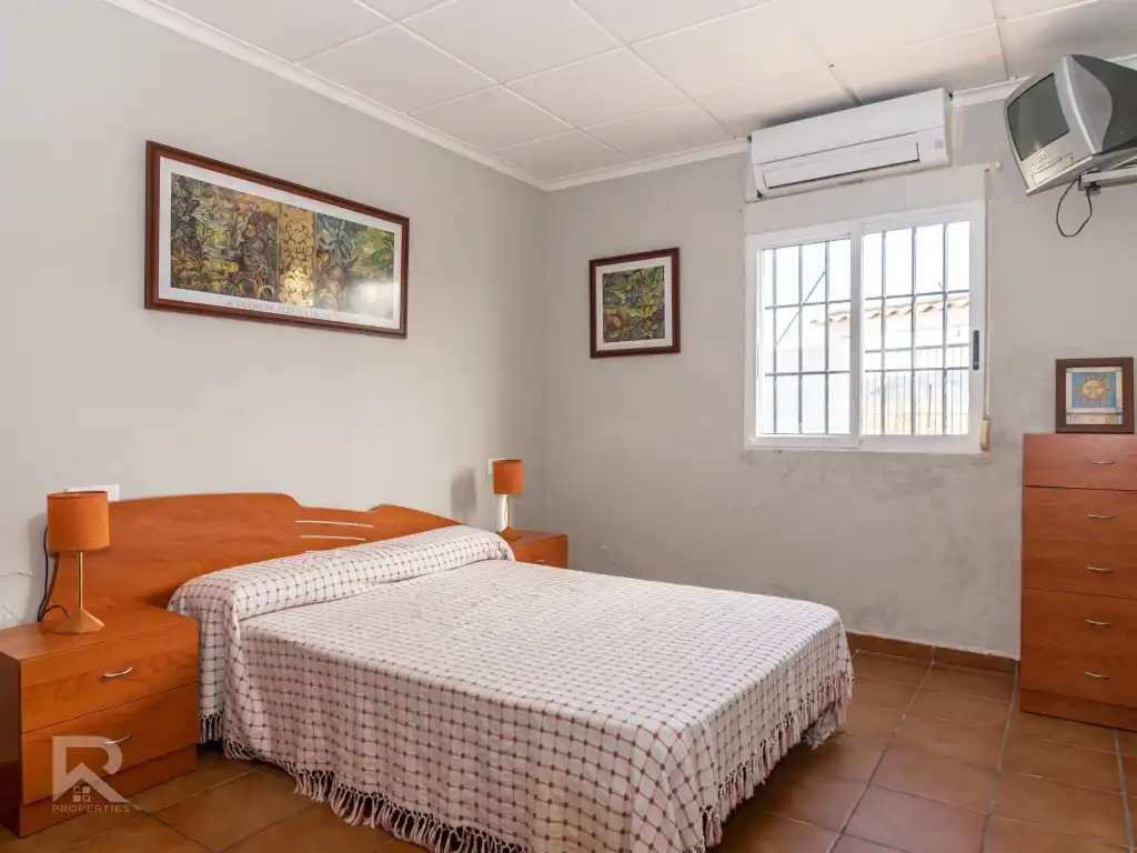 Habitación de Casa o chalet en venta en Llutxent