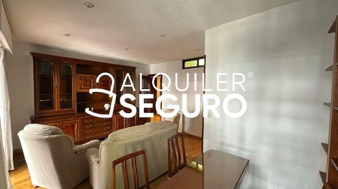 Foto 2 de Pis de lloguer a Del Apóstol Santiago, Ventas, Madrid Capital
