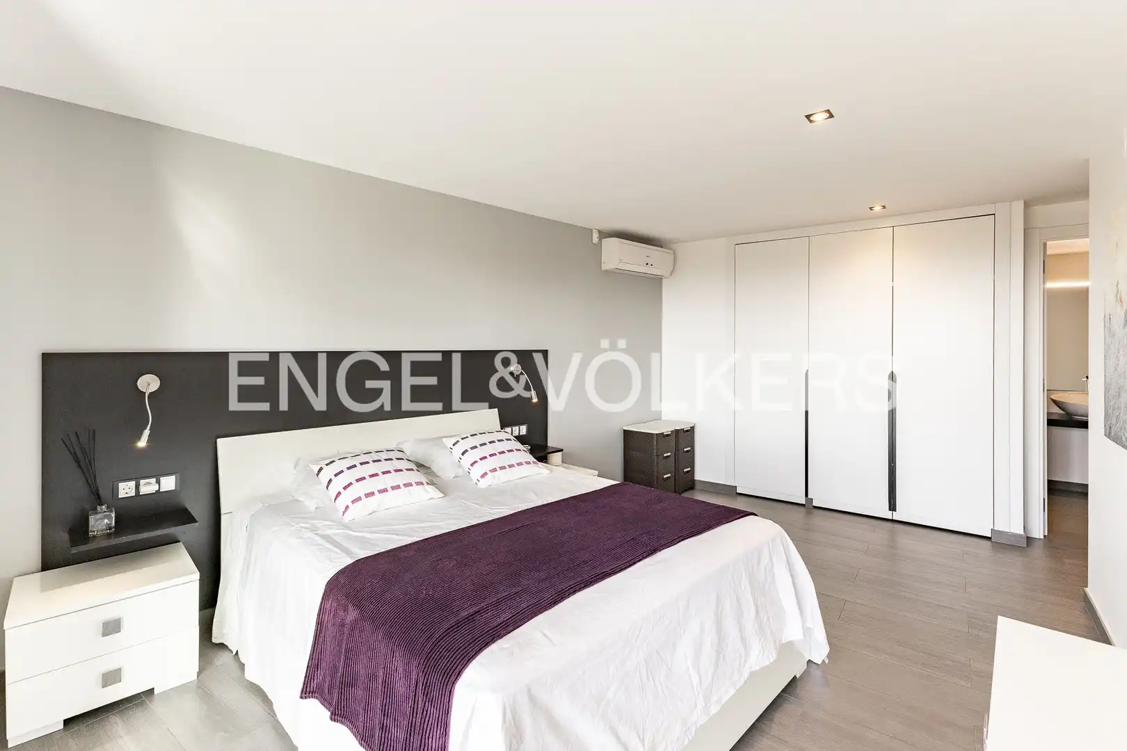 Bedroom of Houses for rent in Cabrils  with Air Conditioner, Heating and Private garden