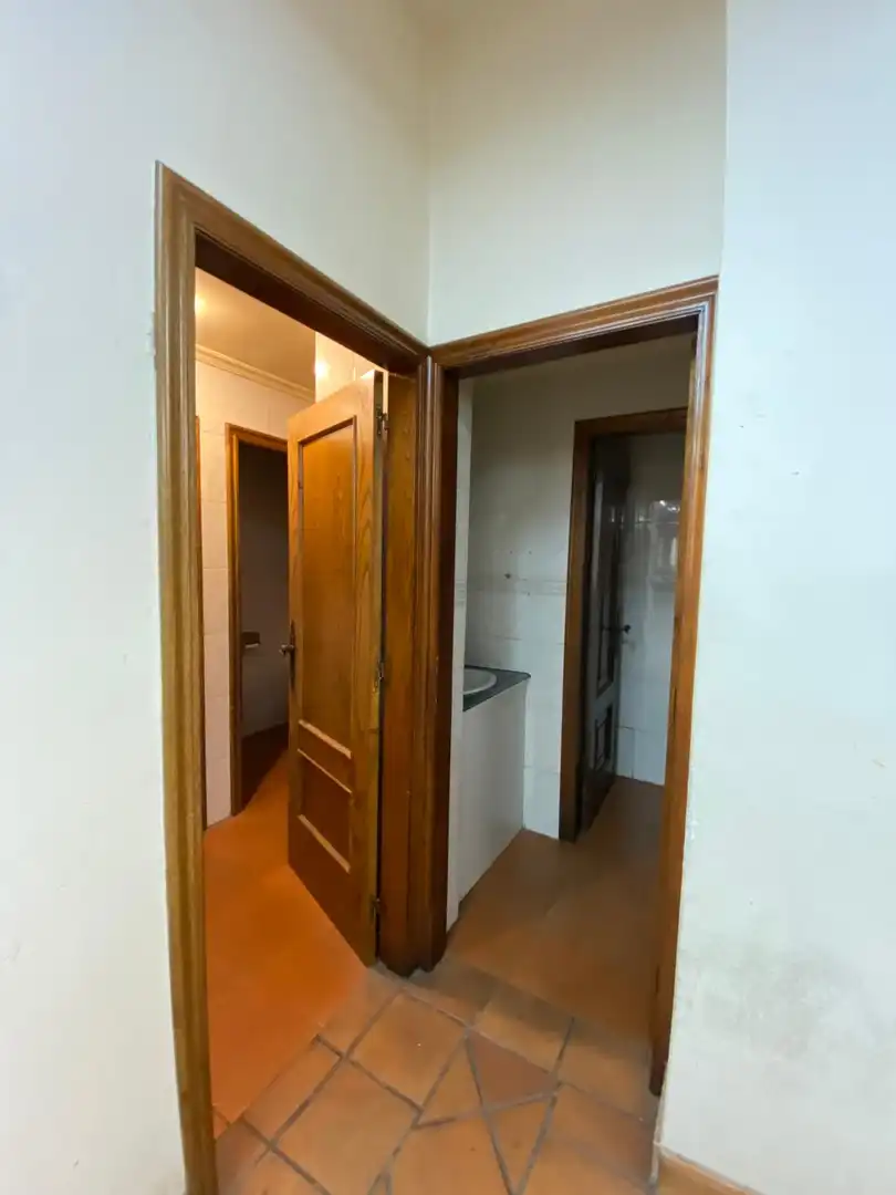 Habitación de Local de alquiler en Ourense Capital  con Calefacción, Terraza y Amueblado