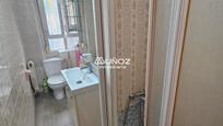 Bathroom of Apartment for sale in  Logroño