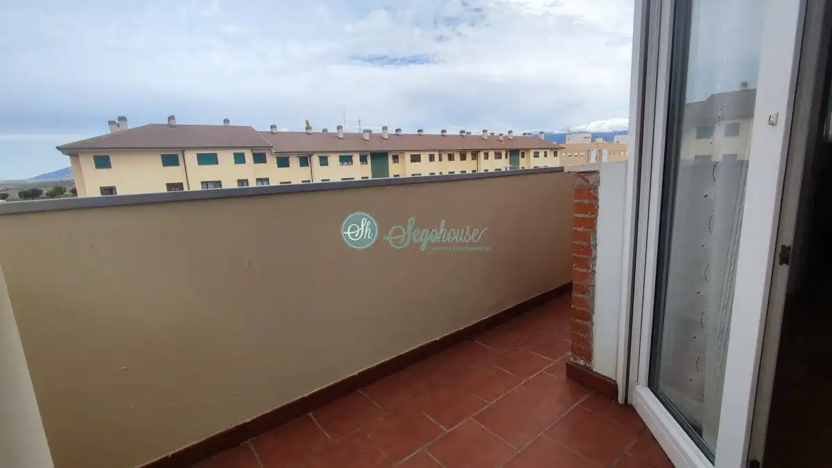 Balcony of Flat for sale in Segovia  with Heating, Parquet flooring and Terrace