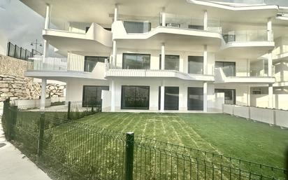 Exterior view of Planta baja for sale in Fuengirola  with Air Conditioner, Private garden and Terrace