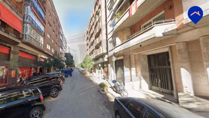 Vista exterior de Oficina en venda en  Madrid Capital amb Aire condicionat, Calefacció i Internet