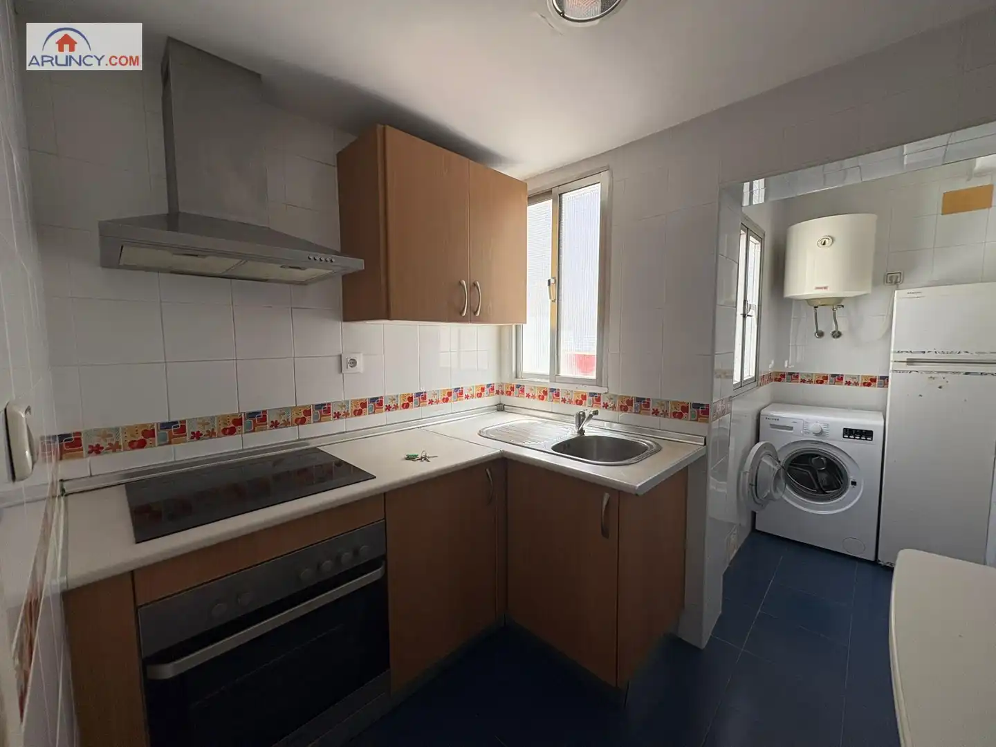 Cocina de Piso de alquiler en Sevilla con Aire acondicionado y Balcón