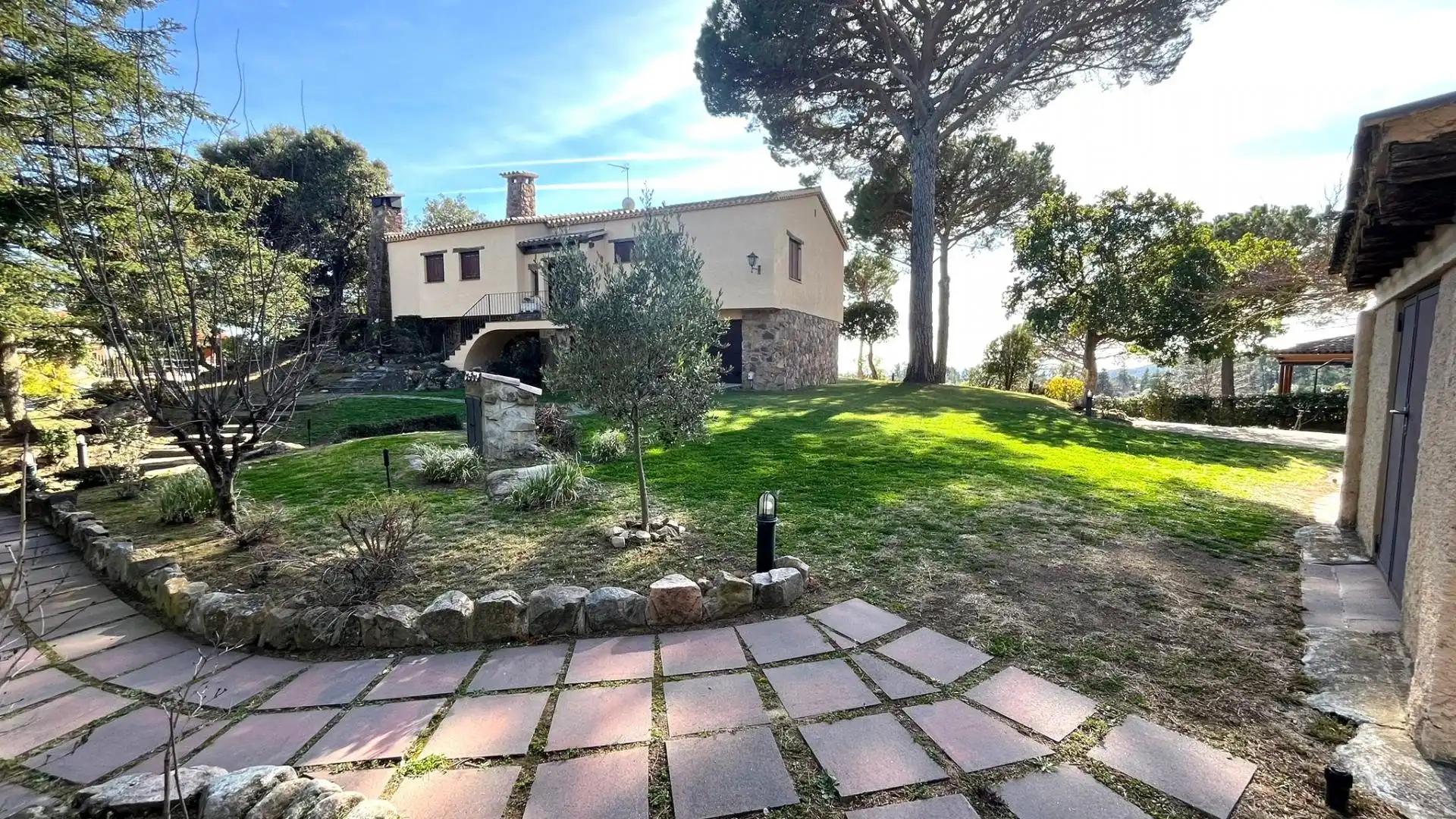 Vista exterior de Casa o xalet en venda en Arbúcies amb Calefacció i Jardí privat