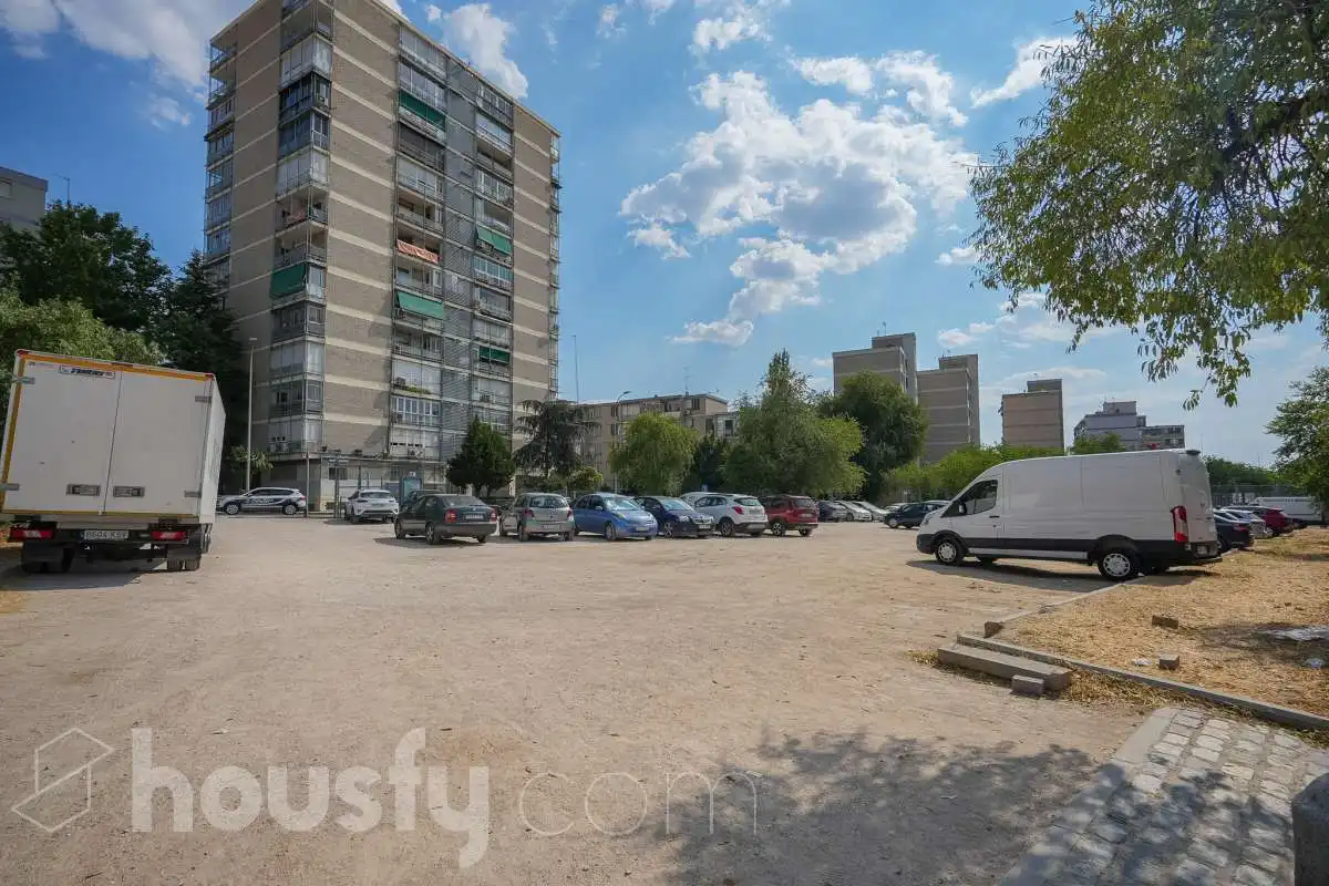 Parking of Flat for sale in Madrid  with Air Conditioner, Heating and Storage room