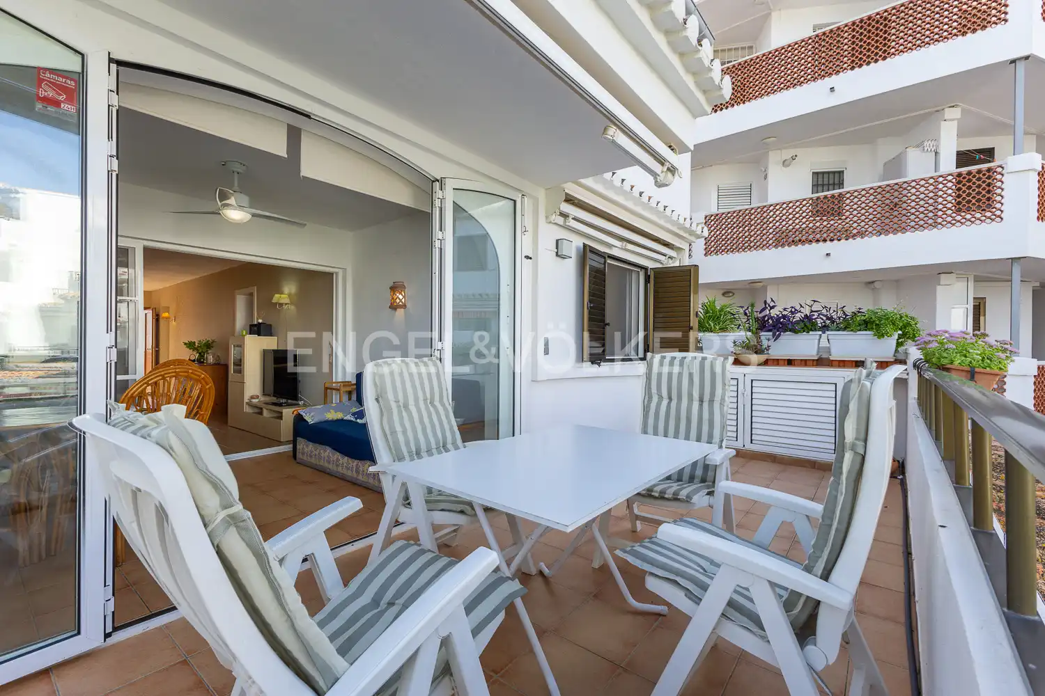 Terrace of Flat for rent in Dénia  with Air Conditioner, Heating and Terrace