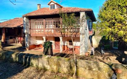 Exterior view of House or chalet for sale in Ribadesella  with Terrace and Balcony