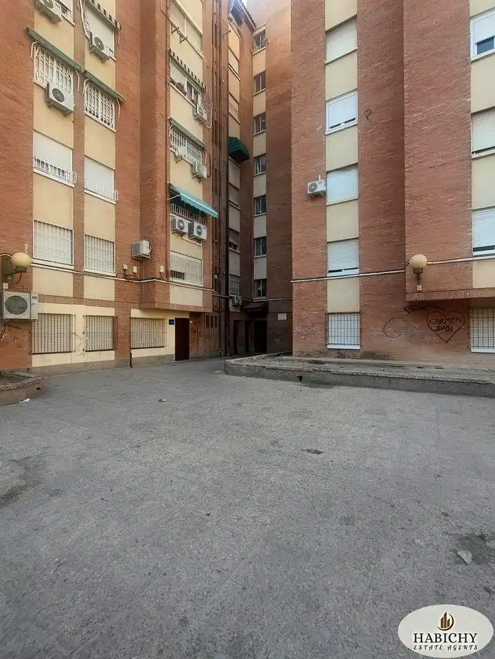 Vista exterior de Pis en venda en Murcia amb Aire condicionat
