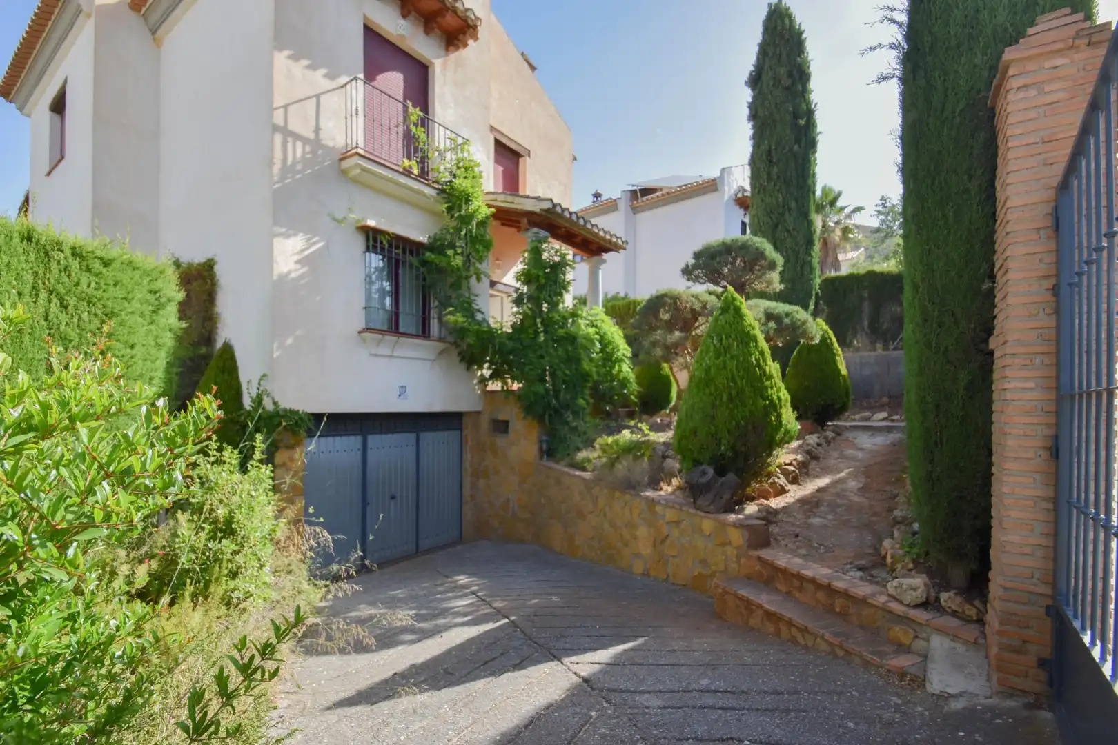Exterior view of Houses for sale in Padul  with Terrace