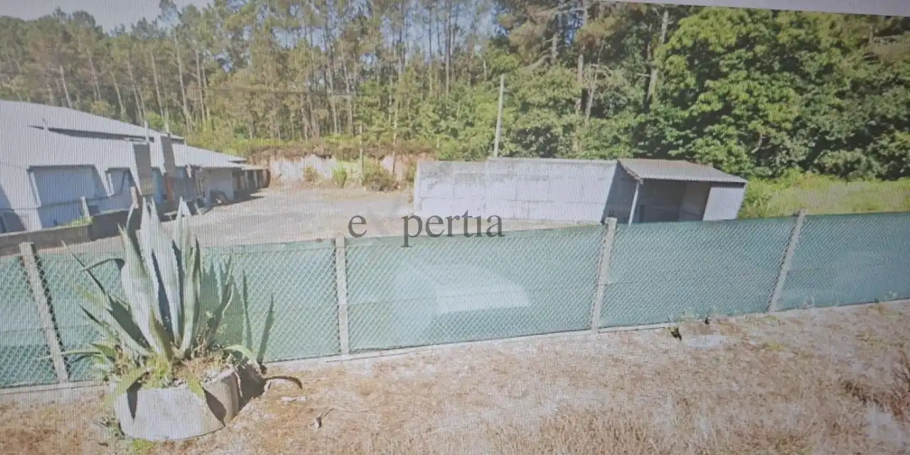 Terreno en venta en Noia