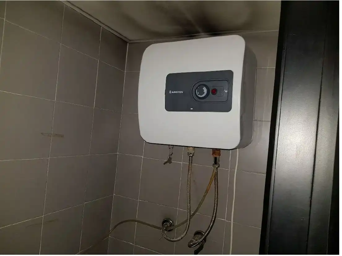 Baño de Local de alquiler en Madrid