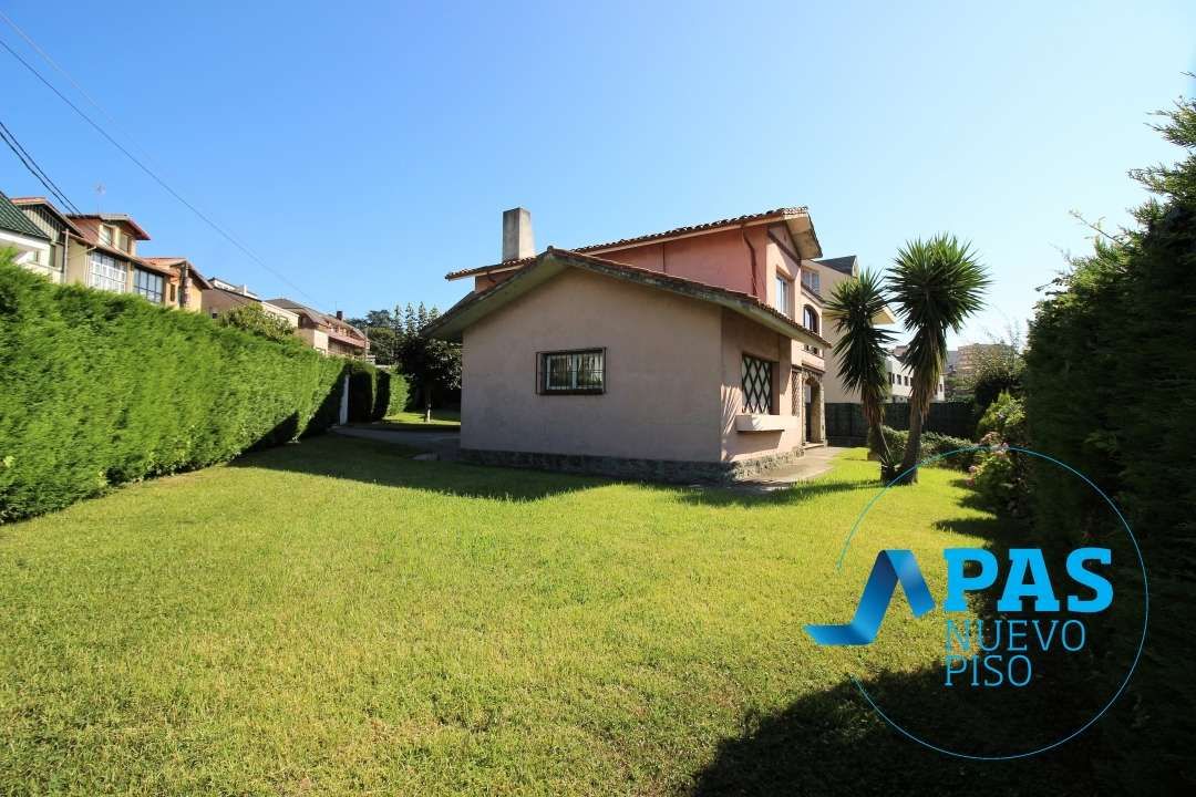 Garden of House or chalet for sale in Santander  with Heating, Private garden and Balcony