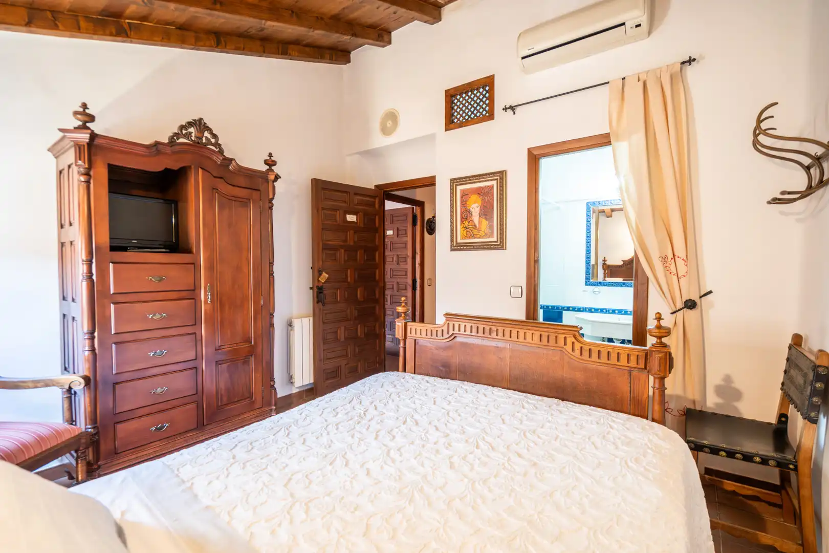 Habitación de Edificio en venta en El Toboso con Alarma