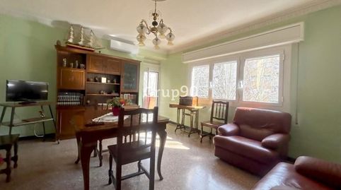 Foto 4 de Pis en venda a Avenida Dra. Castells, Ciutat Jardí, Lleida Capital