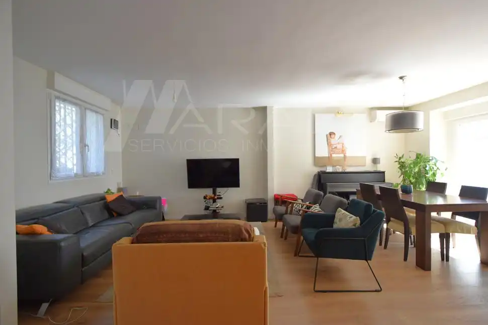 Einfamilien-Reihenhaus zur Miete in Madrid, Madrid