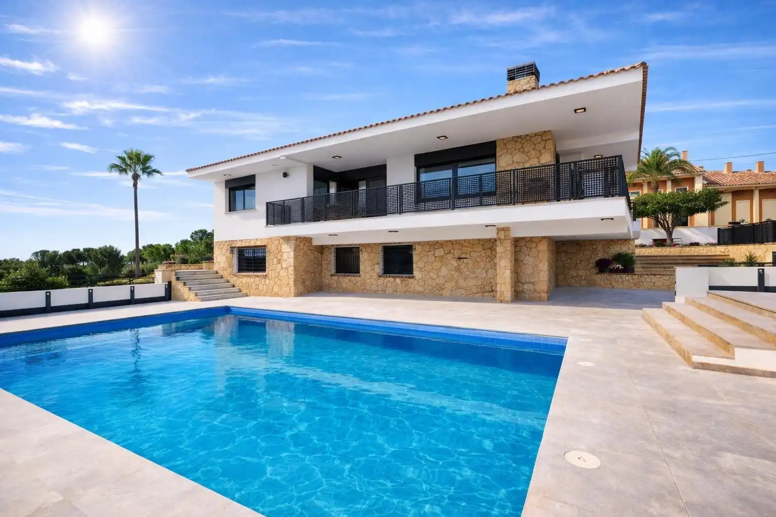 Villa mit Pool zum Verkauf in Montebello - Nou Espai