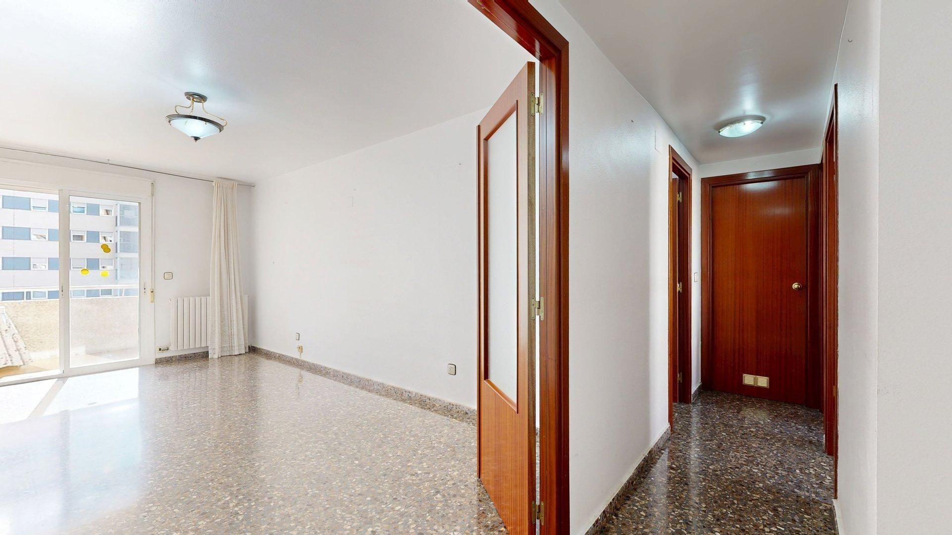 Flat for sale in  Zaragoza Capital  with Heating, Private garden and Terrace