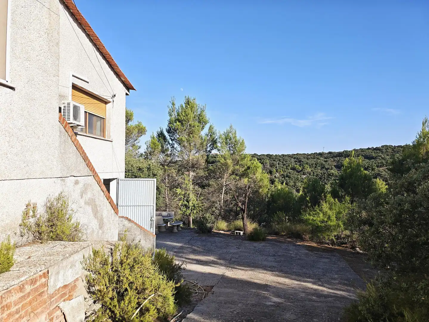 Vista exterior de Casa o chalet en venta en Perales de Tajuña con Jardín privado, Piscina y Alarma