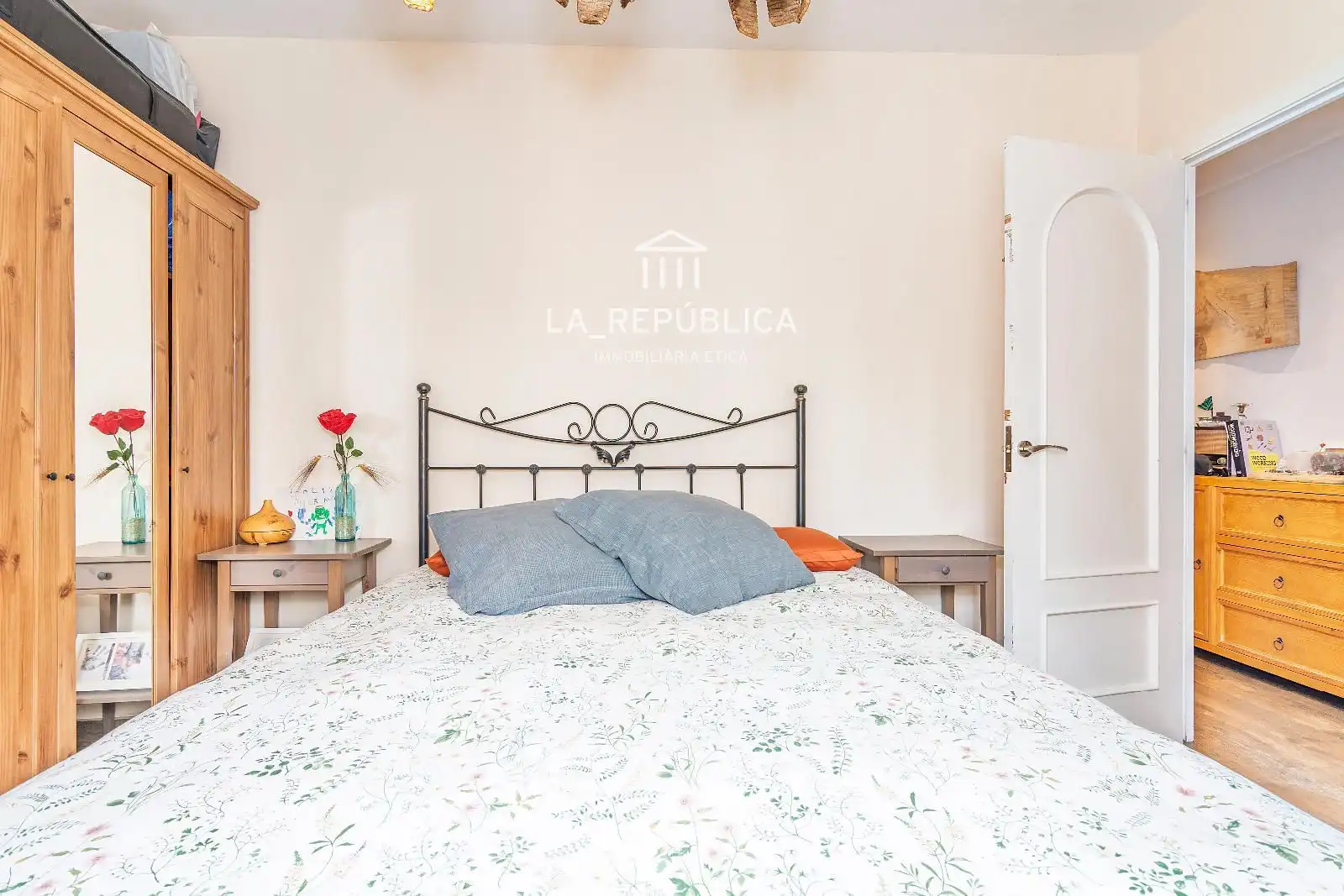 Habitación de Piso en venta en Mataró con Aire acondicionado, Parquet y Balcón
