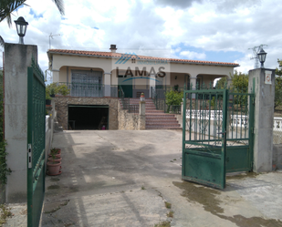 Vista exterior de Finca rústica en venda en Talayuela amb Aire condicionat, Calefacció i Jardí privat