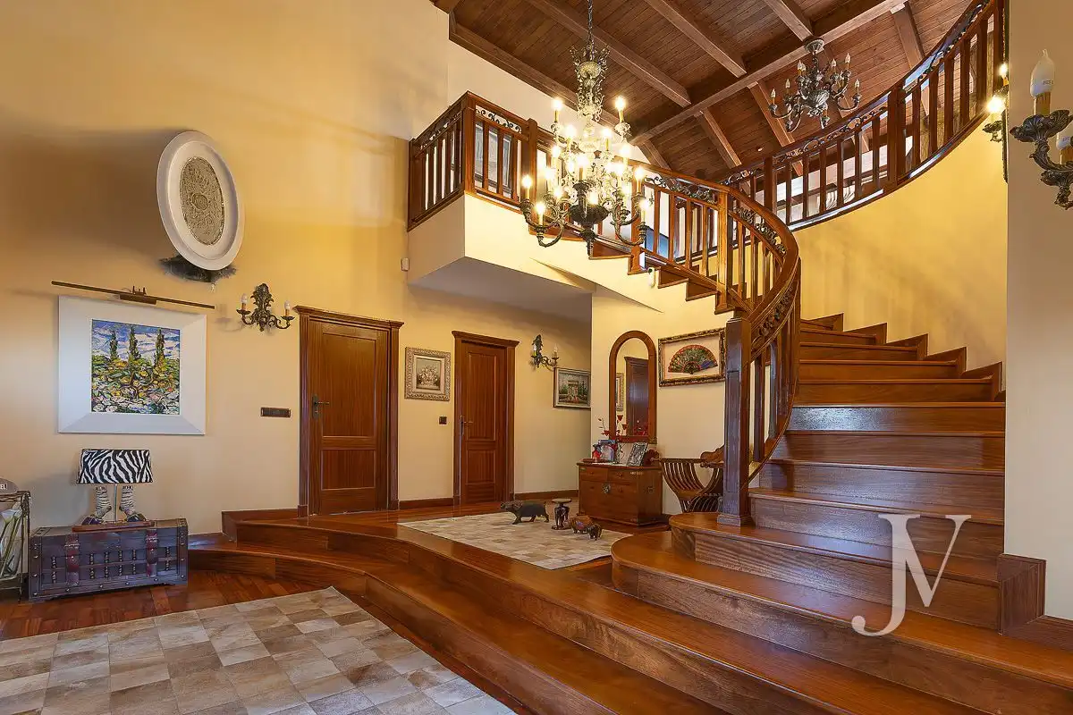 Casa o chalet en venta en El Casar con Aire acondicionado, Calefacción y Jardín privado