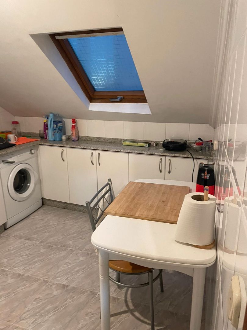 Cuina de Pis de lloguer en Santiago de Compostela  amb Moblat