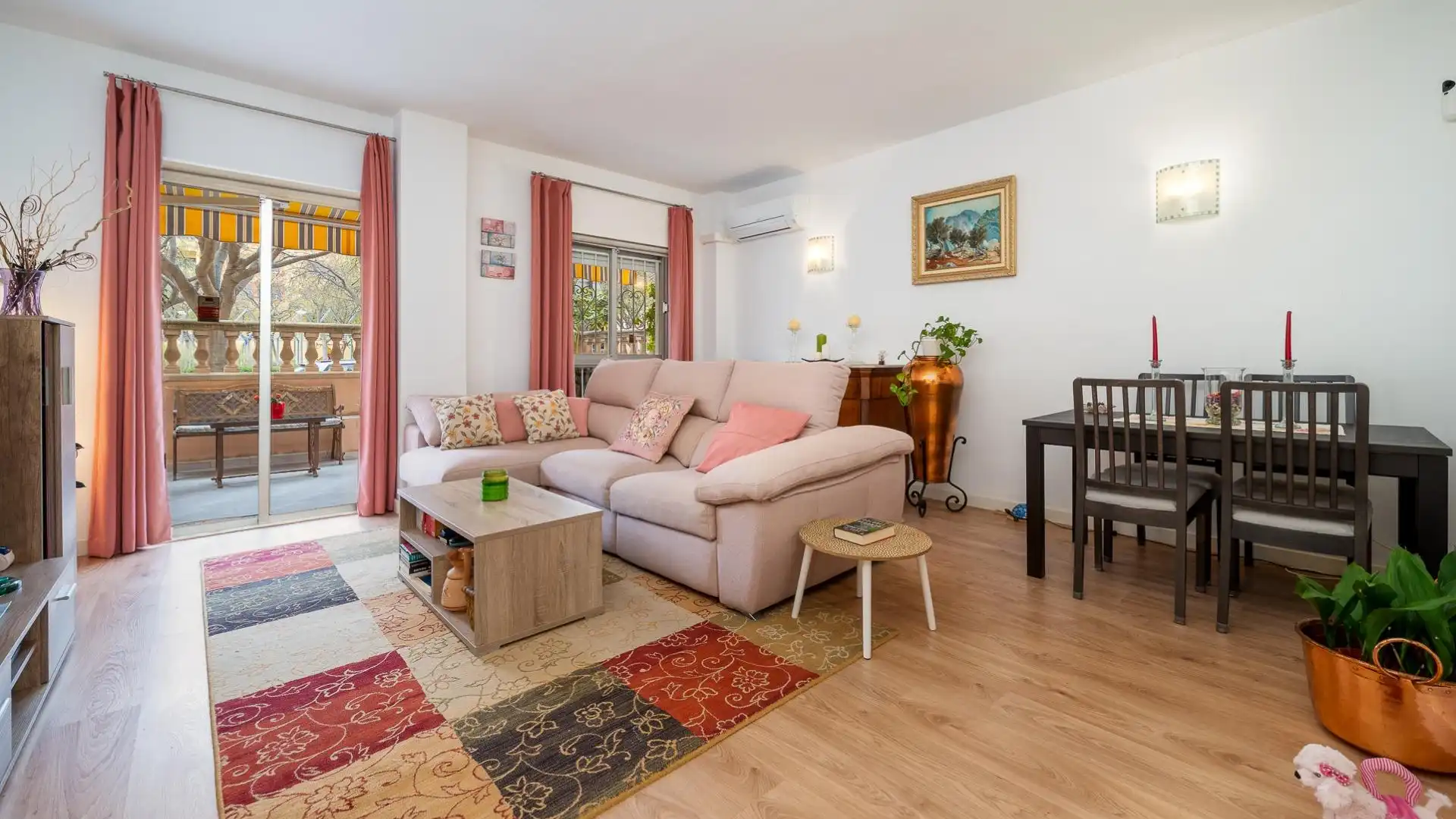 Living room of Planta baja for sale in  Palma de Mallorca  with Air Conditioner, Parquet flooring and Terrace