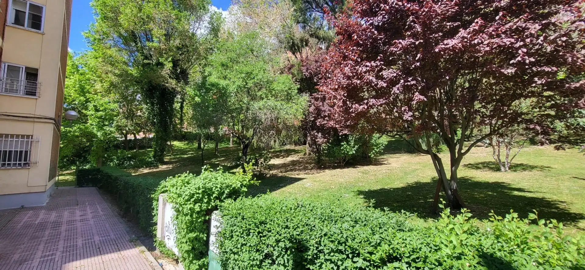 Jardín de Piso en venta en Alcobendas con Aire acondicionado, Calefacción y Jardín privado