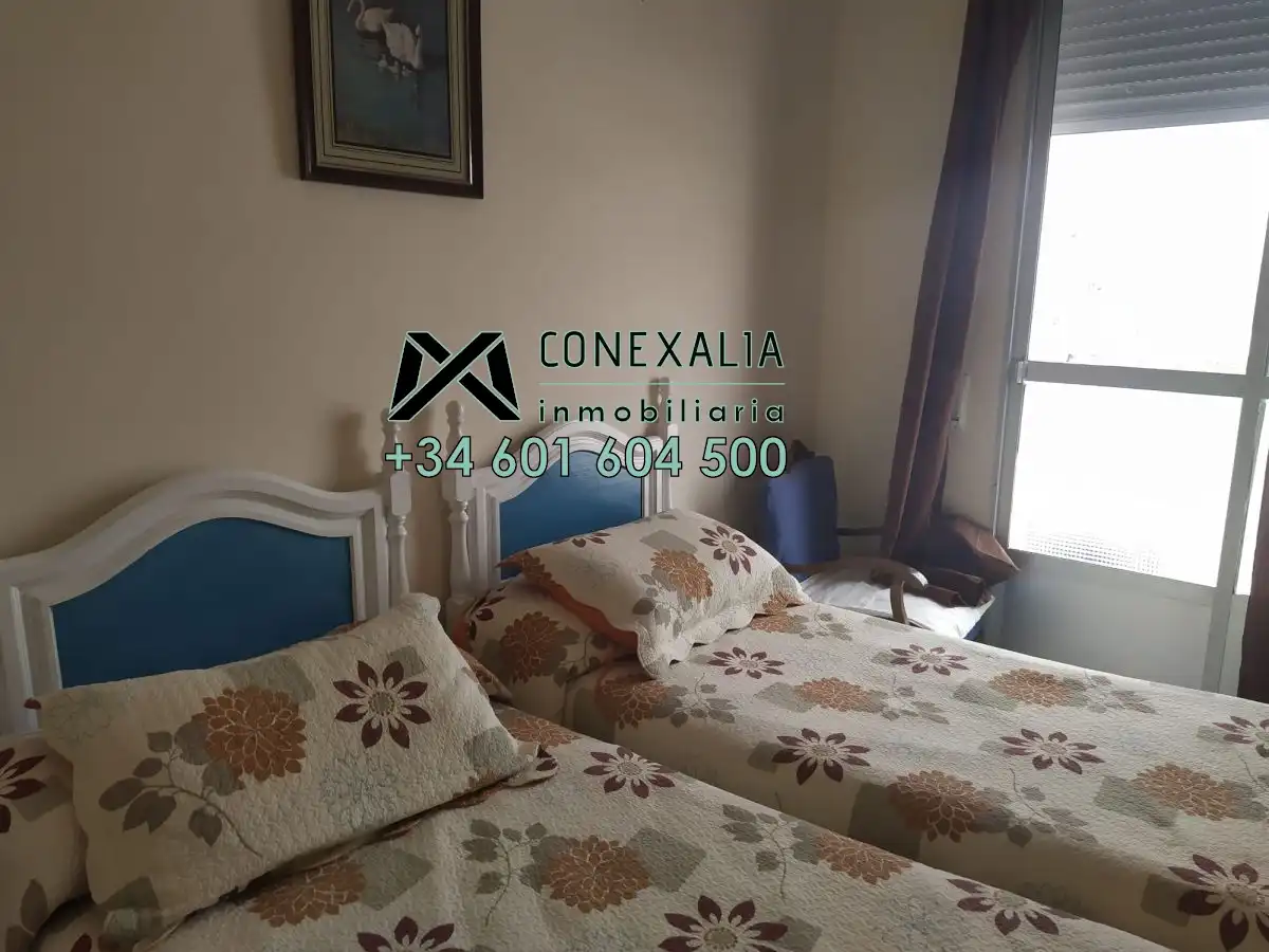 Habitación de Piso en venta en Olvera con Terraza y Balcón