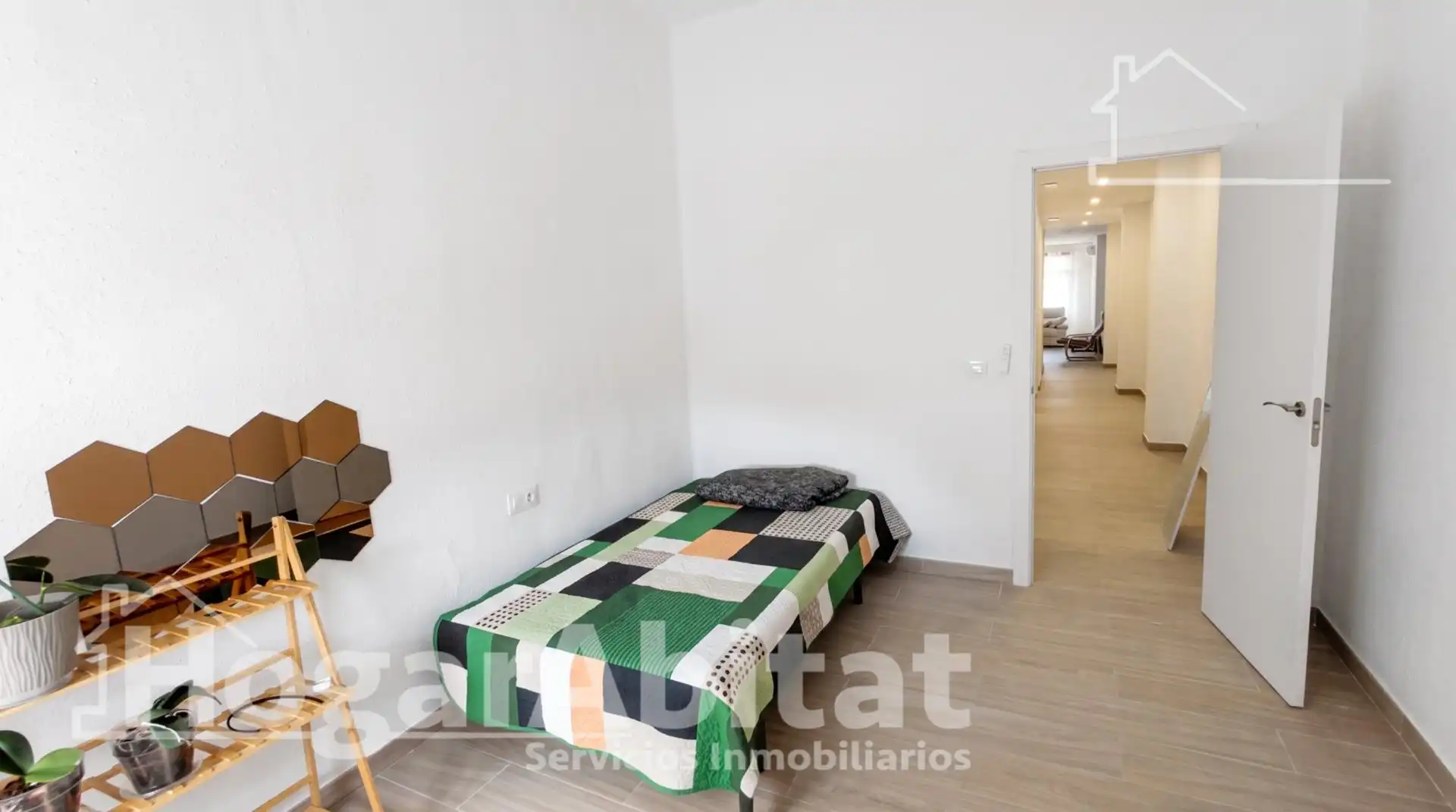 Habitación de Piso en venta en Valencia con Aire acondicionado