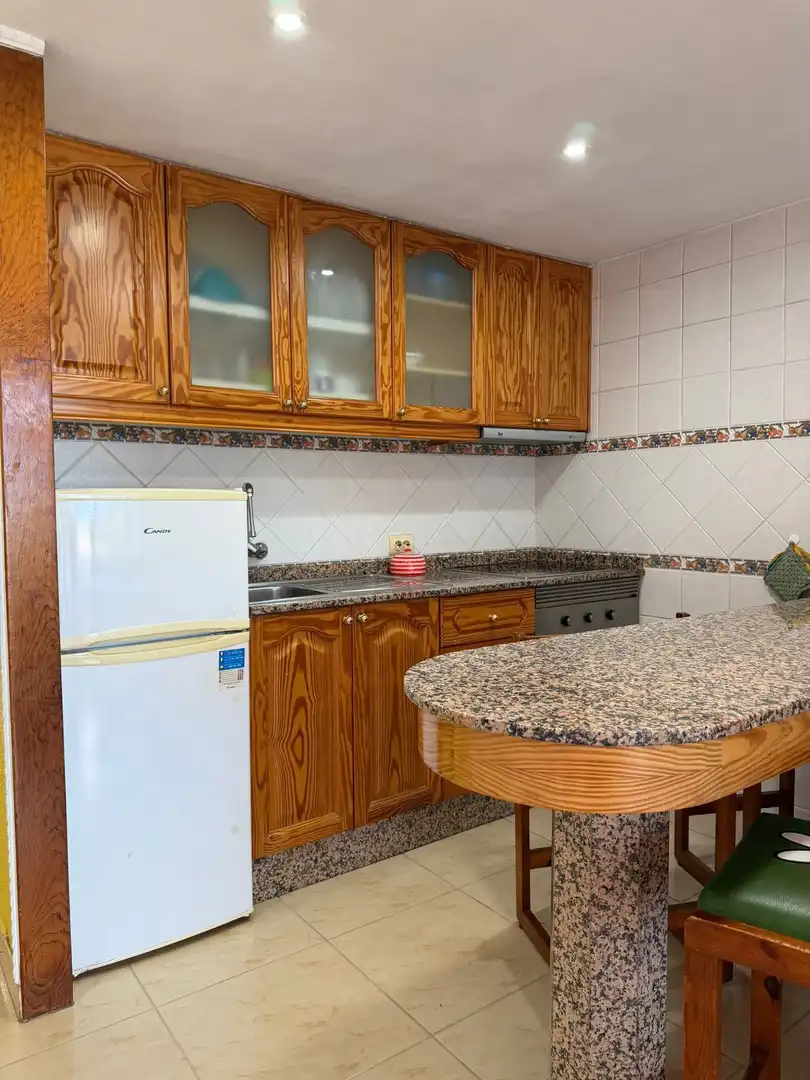Cocina de Apartamento en venta en San Bartolomé de Tirajana con Amueblado y Piscina comunitaria