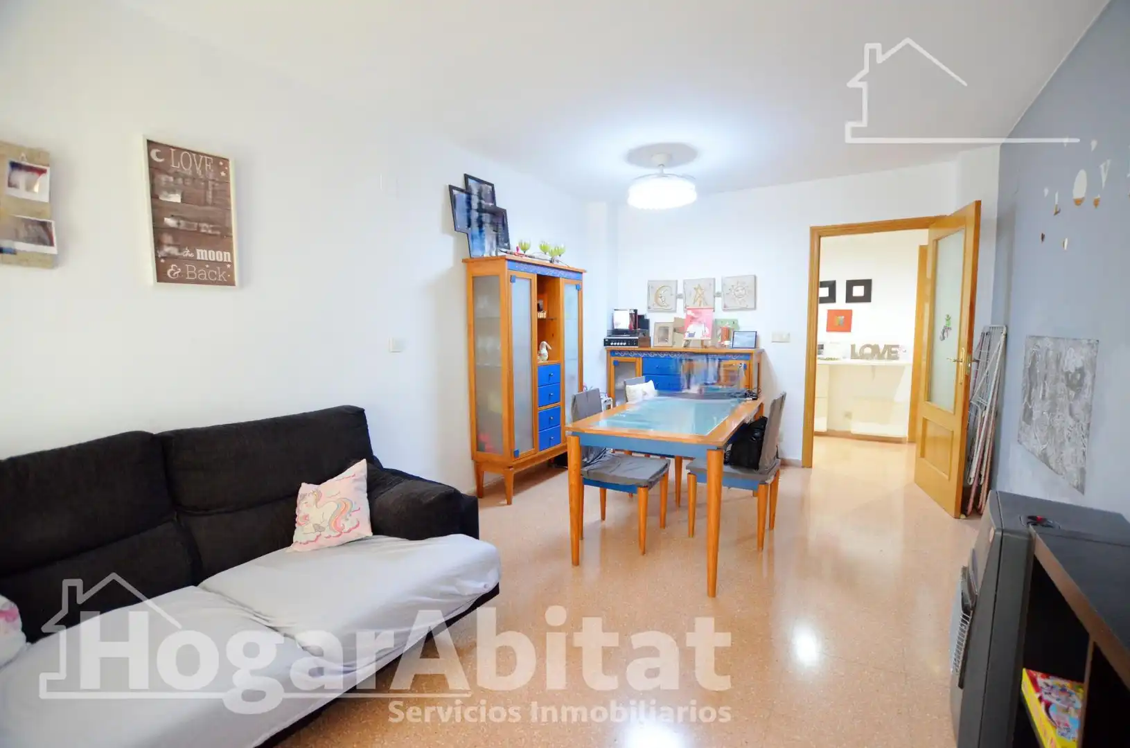 Sala de estar de Piso en venta en Alicante / Alacant con Calefacción, Trastero y Amueblado