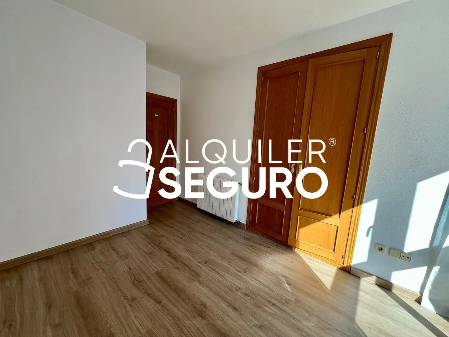 Habitación de Piso de alquiler en Madrid con Aire acondicionado, Calefacción y Piscina