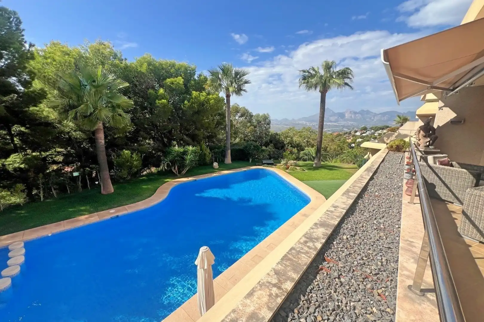 Swimming pool of Flat for sale in Altea Hills