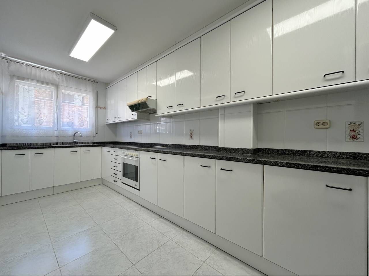Cocina de Piso en venta en Manresa con Aire acondicionado, Calefacción y Terraza