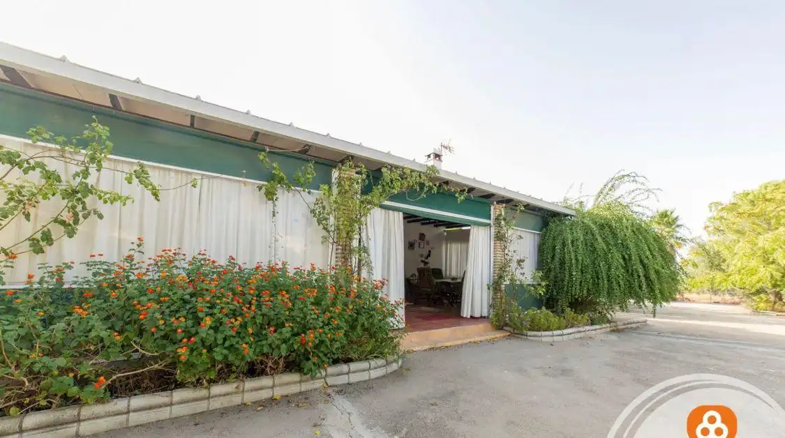 Chalet con piscina en venta en La Carlota, imagen 13