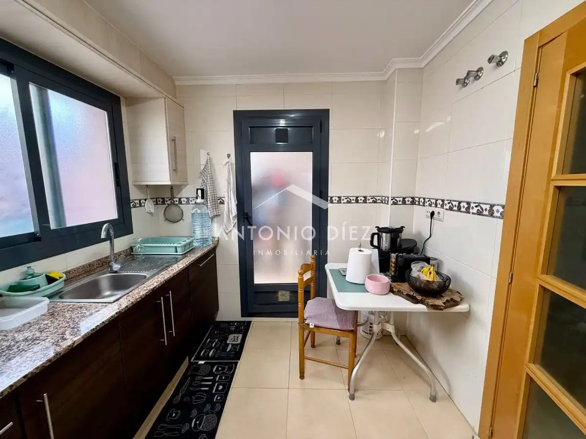 Kitchen of Flat for rent in Hondón de las Nieves / El Fondó de les Neus