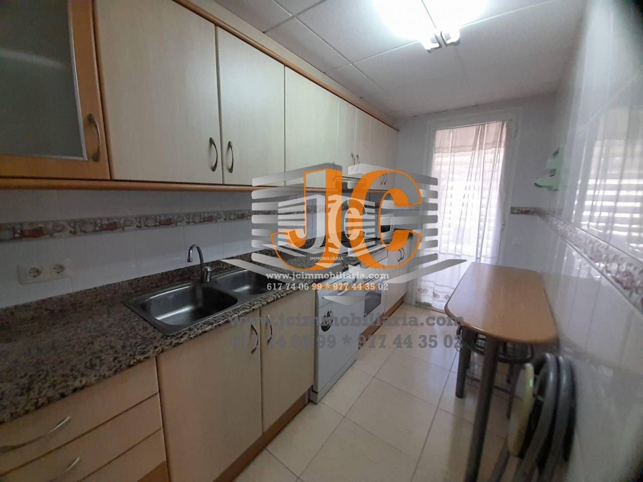 Kitchen of Flat to rent in Tortosa  with Heating, Terrace and Furnished