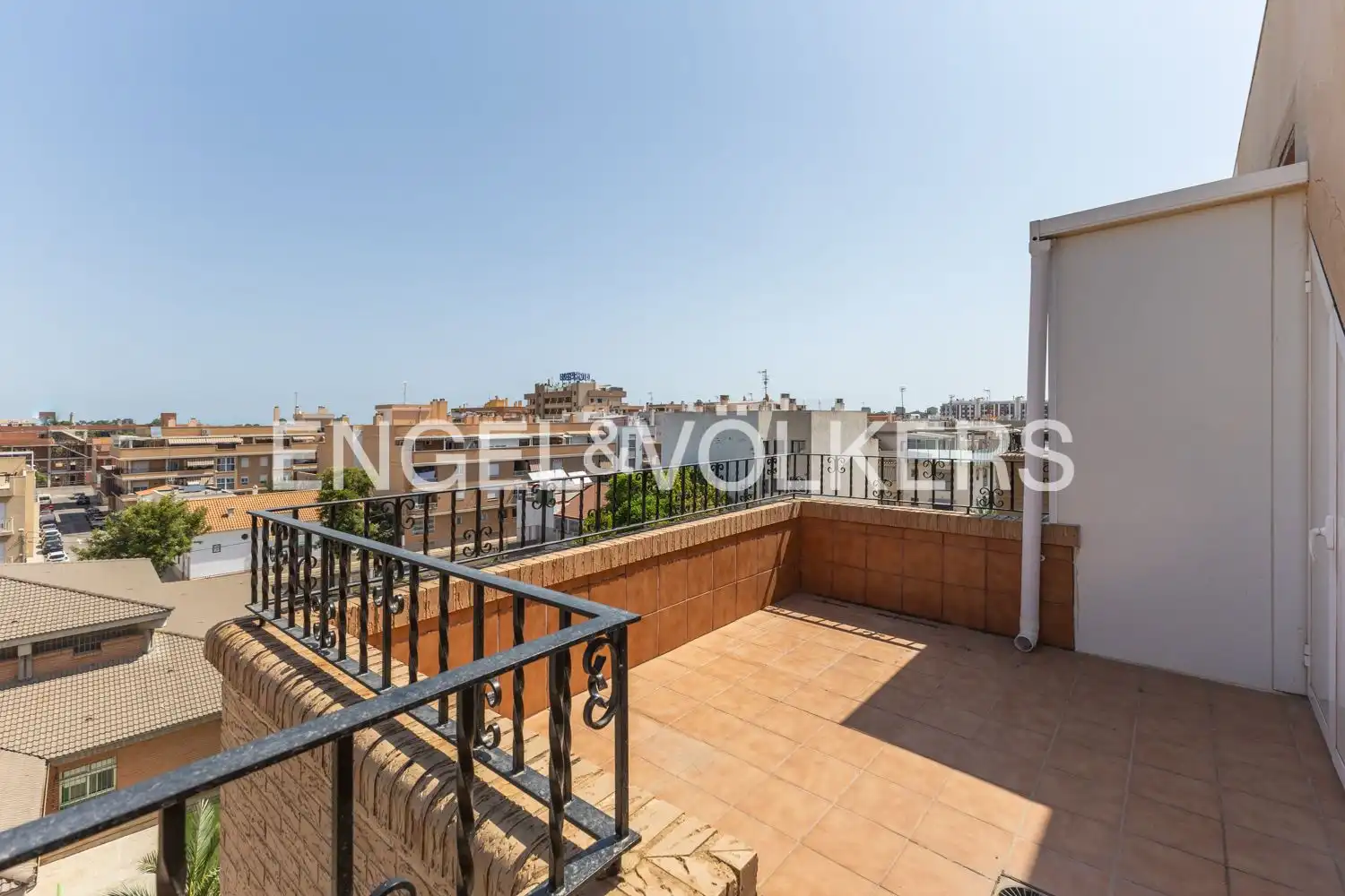 Terrace of Attic for rent in Sagunto / Sagunt  with Air Conditioner, Heating and Terrace